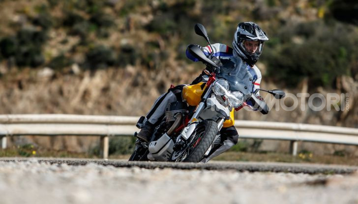 La Moto Guzzi V85TT piace e Mandello assume 18 giovani operai - Foto 80 di 116