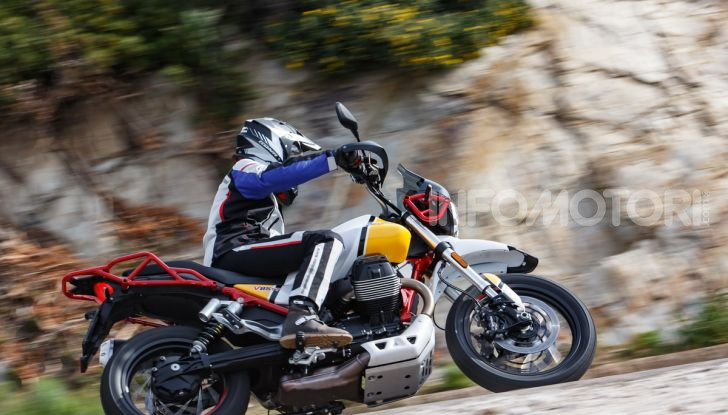 La Moto Guzzi V85TT piace e Mandello assume 18 giovani operai - Foto 93 di 116