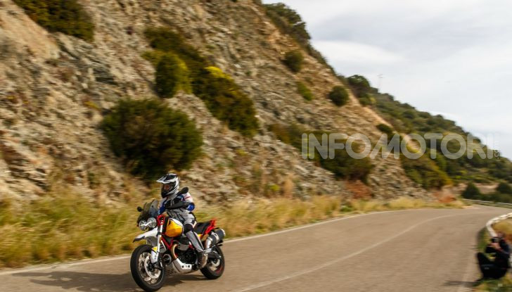 La Moto Guzzi V85TT piace e Mandello assume 18 giovani operai - Foto 104 di 116