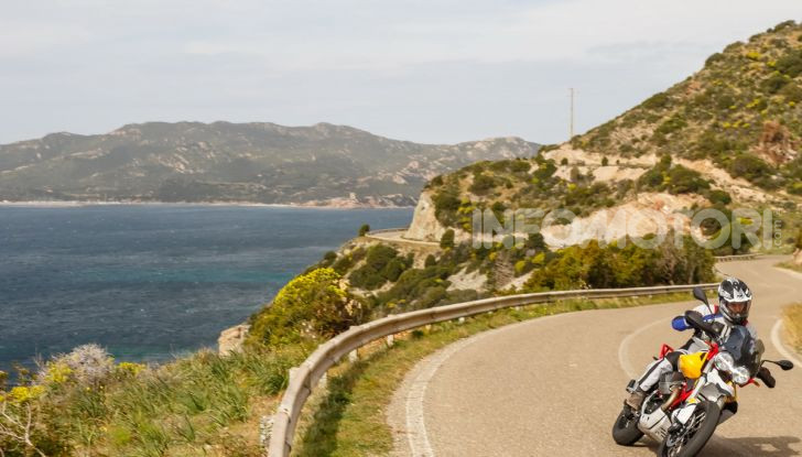 La Moto Guzzi V85TT piace e Mandello assume 18 giovani operai - Foto 109 di 116