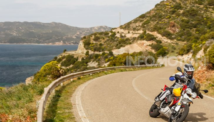 La Moto Guzzi V85TT piace e Mandello assume 18 giovani operai - Foto 110 di 116