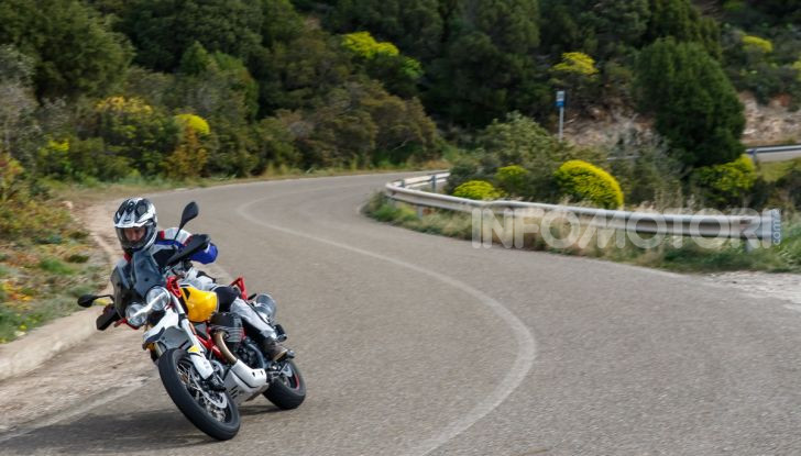 La Moto Guzzi V85TT piace e Mandello assume 18 giovani operai - Foto 113 di 116