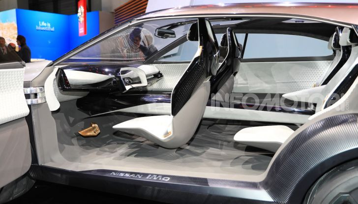 Nissan IMQ: l’auto del futuro 100% elettrica - Foto 3 di 22