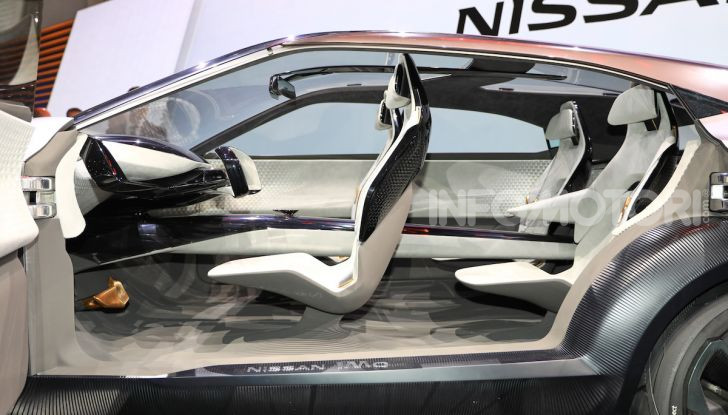 Nissan IMQ: l’auto del futuro 100% elettrica - Foto 5 di 22