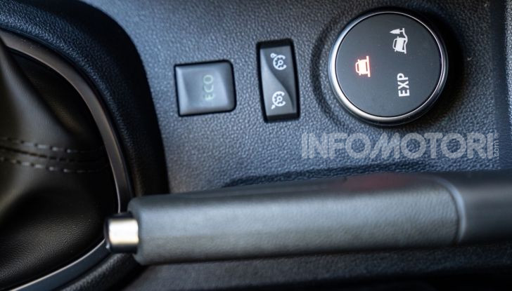 Nuova Renault Captur Sport Edition, primo contatto su strada e prestazioni - Foto 7 di 11