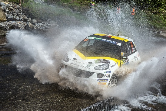 ERC: i piloti junior di Opel puntano al quinto titolo consecutivo - Foto 2 di 3