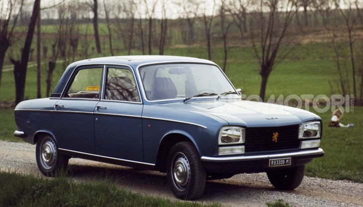 Peugeot ha celebrato sei modelli della sua storia  al salone Rétromobile di Parigi - Foto 4 di 13