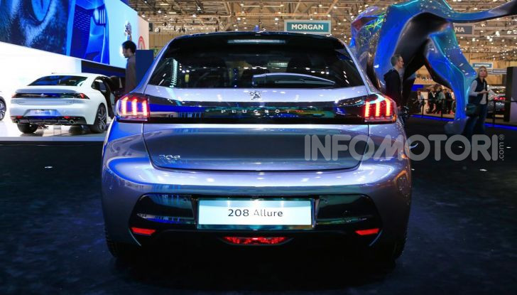 Nuova Peugeot 208 2019: caratteristiche, allestimenti e prezzi - Foto 21 di 44