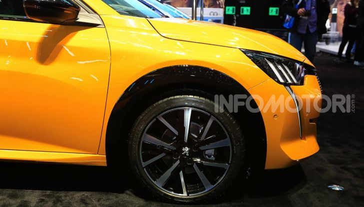 Nuova Peugeot 208 2019: caratteristiche, allestimenti e prezzi - Foto 8 di 44