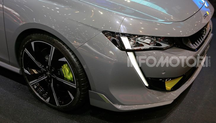 In viaggio verso Ginevra e nel futuro elettrificato con Peugeot - Foto 28 di 49
