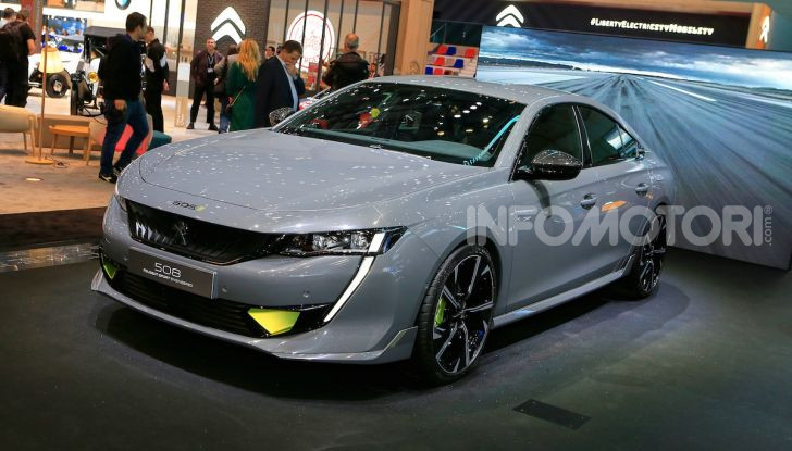 In viaggio verso Ginevra e nel futuro elettrificato con Peugeot - Foto 2 di 49
