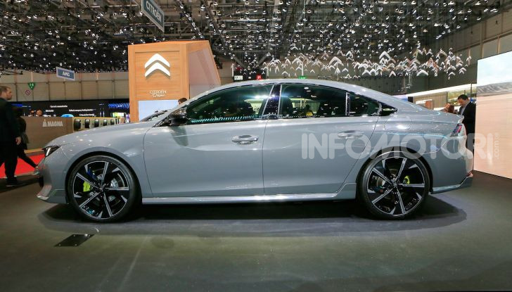 In viaggio verso Ginevra e nel futuro elettrificato con Peugeot - Foto 29 di 49