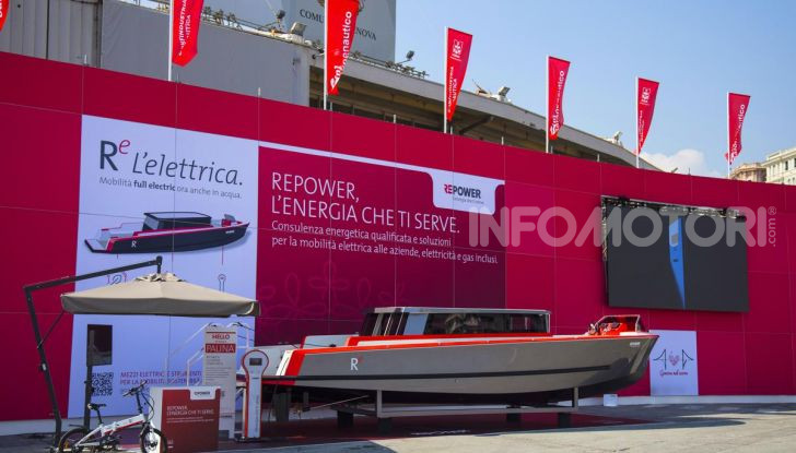 Milano: nel 2023 distributori dotati di colonnine per auto elettriche - Foto 6 di 15