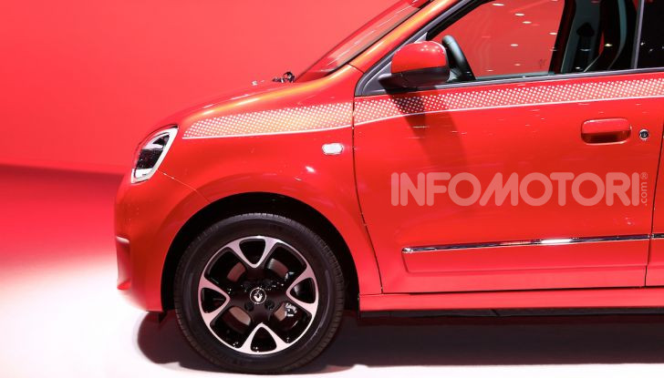 Nuova Renault Twingo 2019: la citycar scattante e ancora più colorata - Foto 2 di 20
