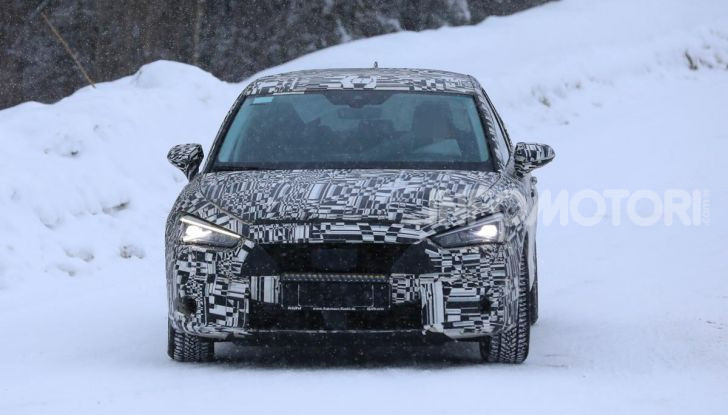 Nuova Seat Leon 2020, linee riviste e tecnologia ibrida - Foto 22 di 31