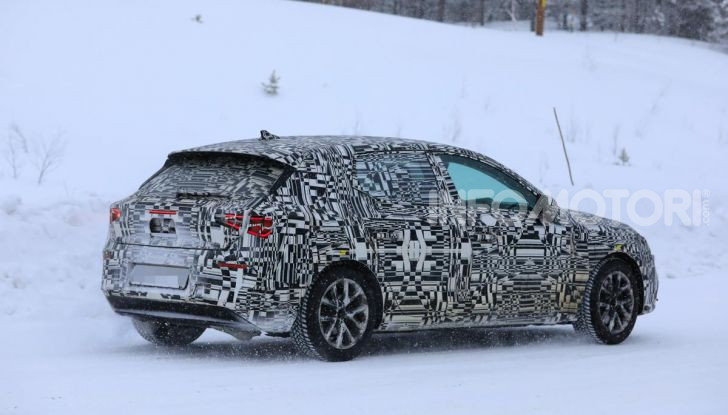 Nuova Seat Leon 2020, linee riviste e tecnologia ibrida - Foto 15 di 31