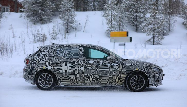 Nuova Seat Leon 2020, linee riviste e tecnologia ibrida - Foto 17 di 31