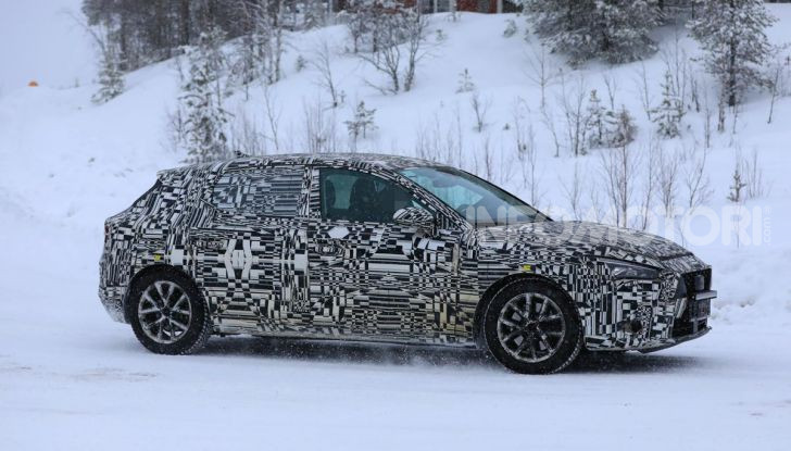 Nuova Seat Leon 2020, linee riviste e tecnologia ibrida - Foto 18 di 31