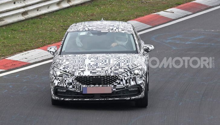 Nuova Seat Leon 2020, linee riviste e tecnologia ibrida - Foto 2 di 31