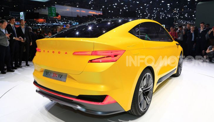 Skoda Vision iV: a Ginevra arriva l’auto elettrica del futuro - Foto 6 di 35