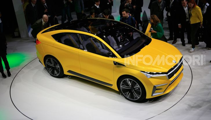 Skoda Vision iV: a Ginevra arriva l’auto elettrica del futuro - Foto 31 di 35