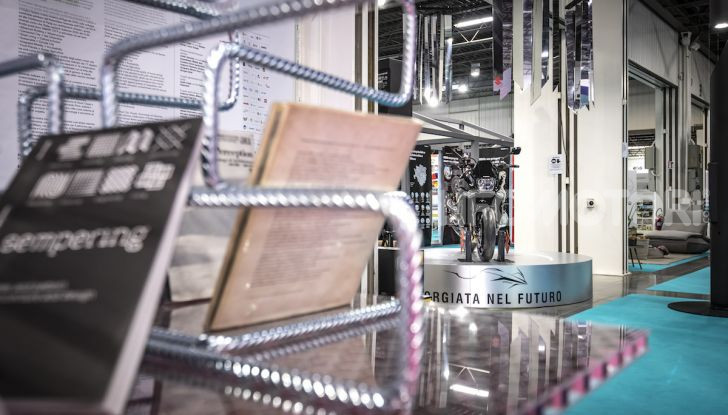 Suzuki Katana protagonista della mostra “Smart City: People, Technology & Materials” - Foto 7 di 10