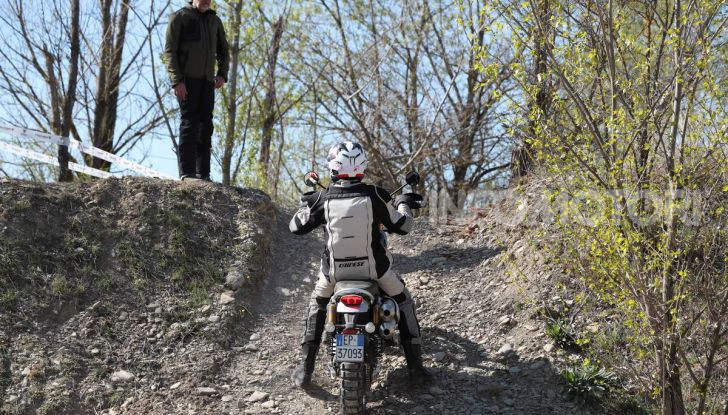 Triumph Adventure Experience, la scuola di enduro British sbarca in Italia - Foto 3 di 14