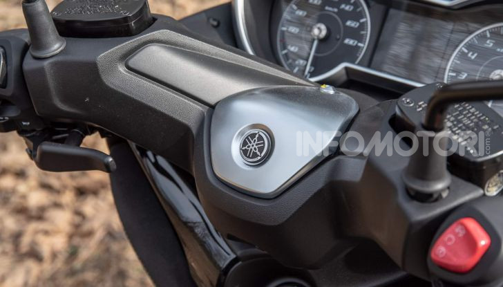Comparativa scooter 400: Suzuki Burgman, Yamaha XMAX e BMW C400X - Foto 49 di 61