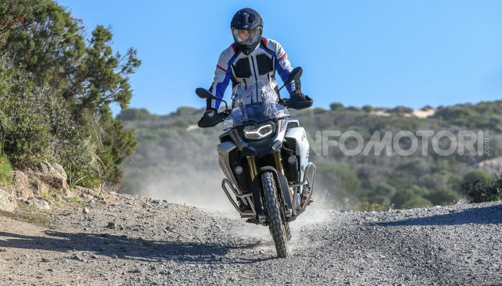 BMW F850 GS Adventure: prezzo, prova e caratteristiche del modello 2019 - Foto 45 di 74