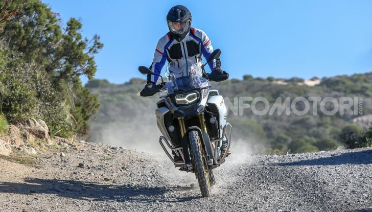 BMW F850 GS Adventure: prezzo, prova e caratteristiche del modello 2019 - Foto 46 di 74