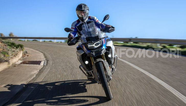 BMW F850 GS Adventure: prezzo, prova e caratteristiche del modello 2019 - Foto 66 di 74