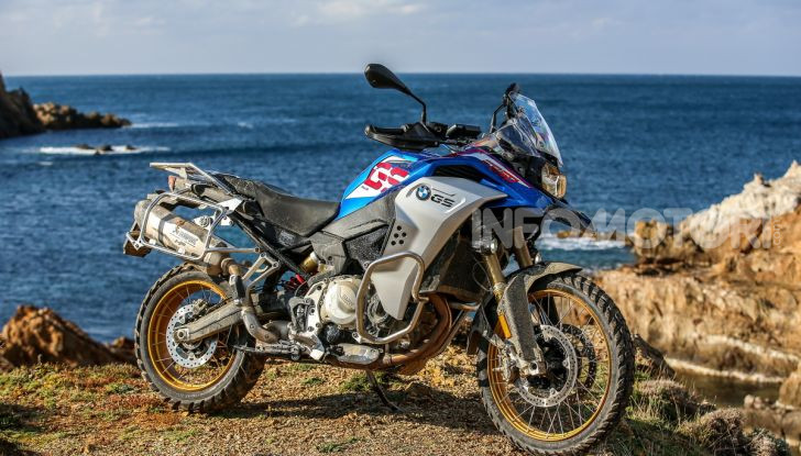 BMW F850 GS Adventure: prezzo, prova e caratteristiche del modello 2019 - Foto 2 di 74