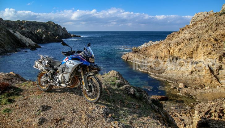 BMW F850 GS Adventure: prezzo, prova e caratteristiche del modello 2019 - Foto 6 di 74