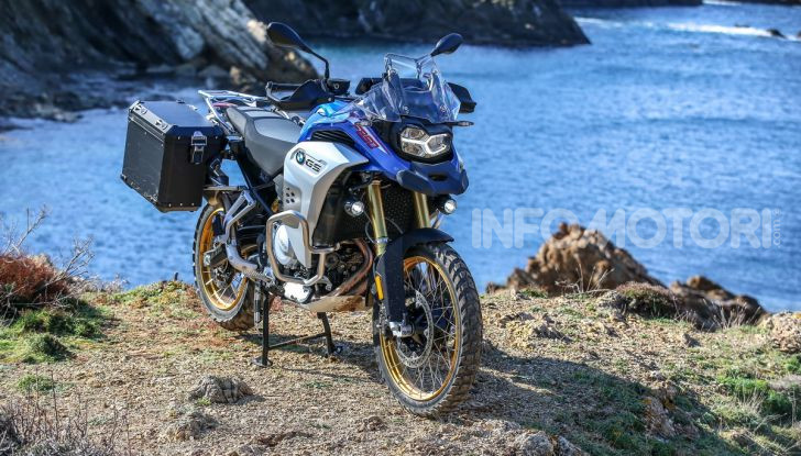 BMW F850 GS Adventure: prezzo, prova e caratteristiche del modello 2019 - Foto 17 di 74
