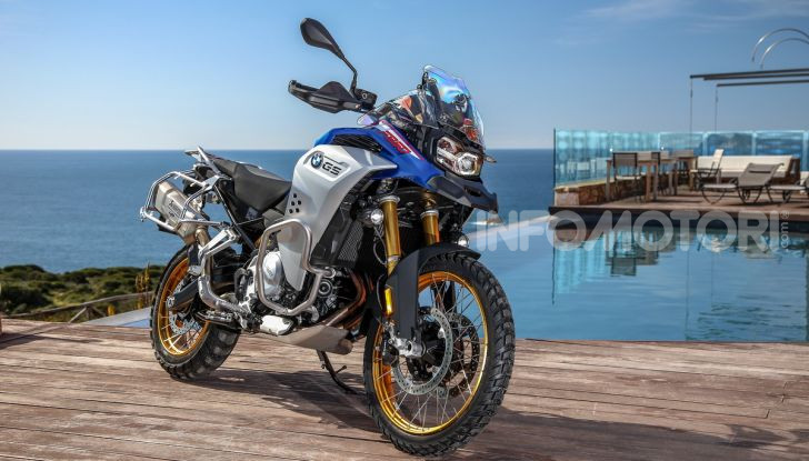 BMW F850 GS Adventure: prezzo, prova e caratteristiche del modello 2019 - Foto 26 di 74