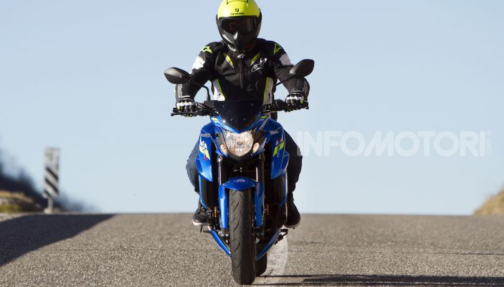 Suzuki GSX-S750 Yugen si fa in due: ecco le versioni Titanium e Carbon - Foto 8 di 8