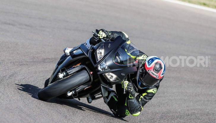 Aprilia RSV4 X che successo: già sold out tutti i modelli messi in vendita - Foto 7 di 65