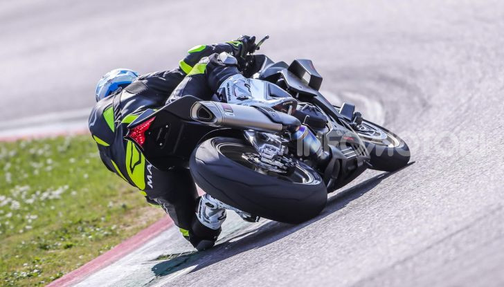 Aprilia RSV4 X che successo: già sold out tutti i modelli messi in vendita - Foto 25 di 65