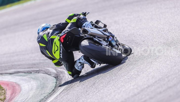 Aprilia RSV4 X che successo: già sold out tutti i modelli messi in vendita - Foto 26 di 65