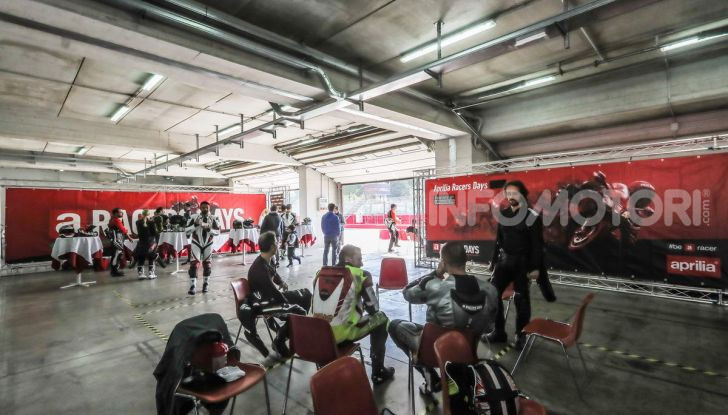 Aprilia RSV4 X che successo: già sold out tutti i modelli messi in vendita - Foto 46 di 65