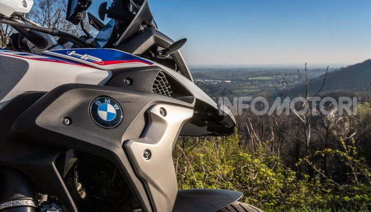 Prova BMW R 1250 GS 2019: la regina è ancora più nuova con lo ShiftCam - Foto 1 di 48