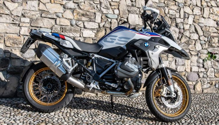 Prova BMW R 1250 GS 2019: la regina è ancora più nuova con lo ShiftCam - Foto 3 di 48