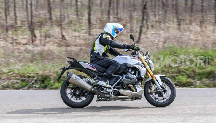 [VIDEO] Prova BMW R 1250 R 2019: la ShiftCam arriva anche sulla Naked! - Foto 13 di 45