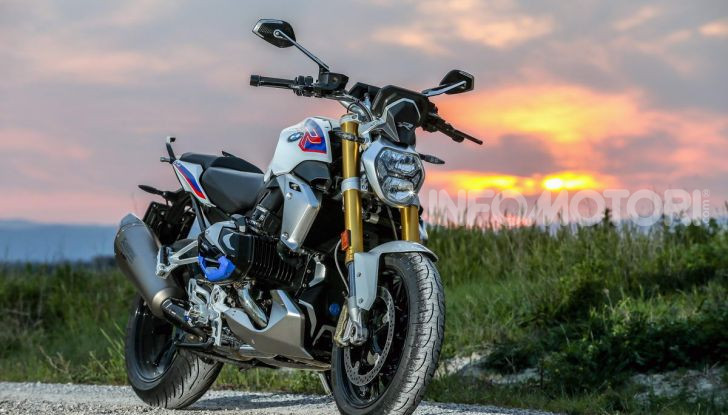 [VIDEO] Prova BMW R 1250 R 2019: la ShiftCam arriva anche sulla Naked! - Foto 41 di 45