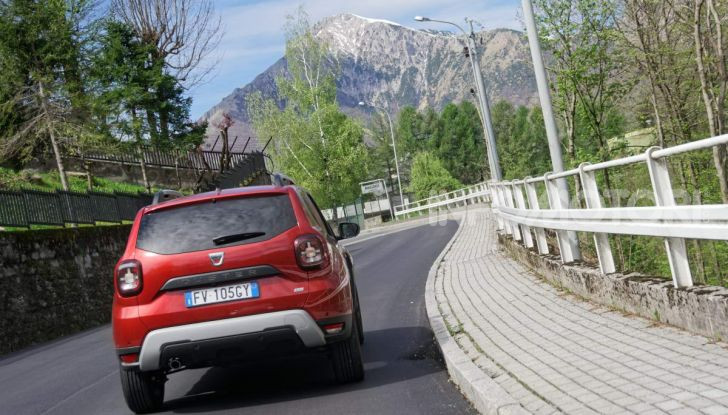 Prova video Dacia Duster Techroad: il SUV low cost “speciale” - Foto 17 di 61