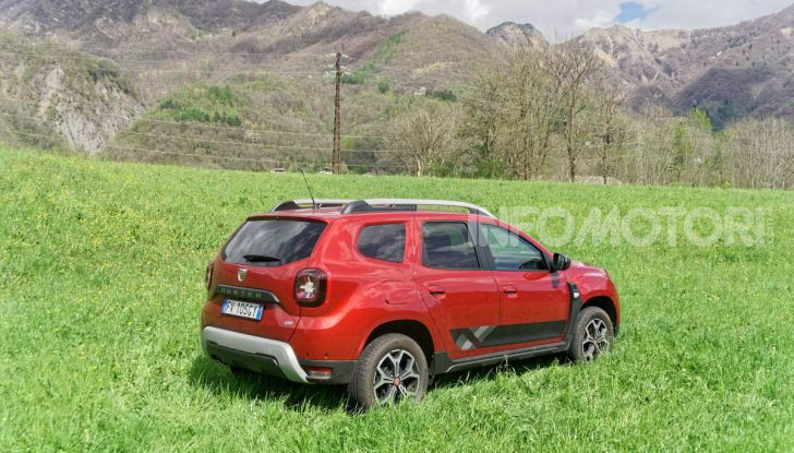 Prova video Dacia Duster Techroad: il SUV low cost “speciale” - Foto 19 di 61
