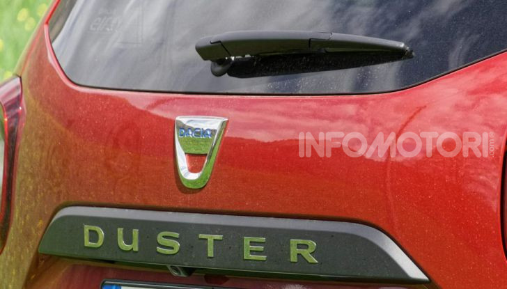 Prova video Dacia Duster Techroad: il SUV low cost “speciale” - Foto 23 di 61