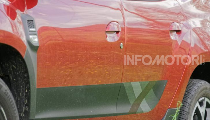 Prova video Dacia Duster Techroad: il SUV low cost “speciale” - Foto 38 di 61