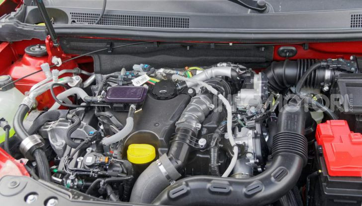 Prova video Dacia Duster Techroad: il SUV low cost “speciale” - Foto 44 di 61