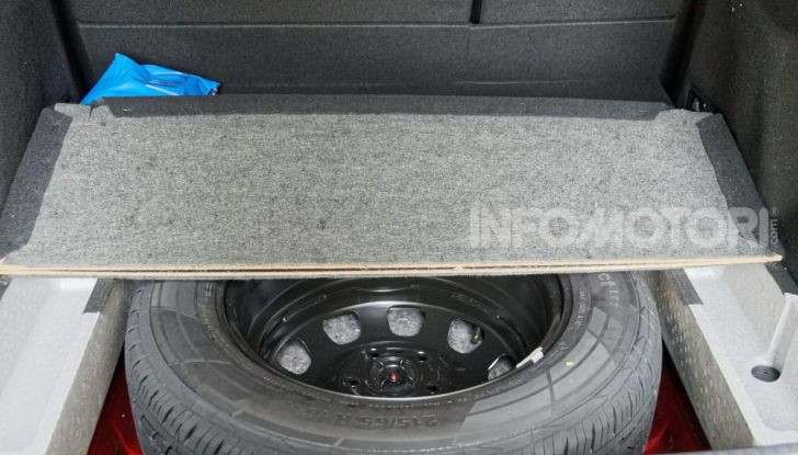 Prova video Dacia Duster Techroad: il SUV low cost “speciale” - Foto 49 di 61